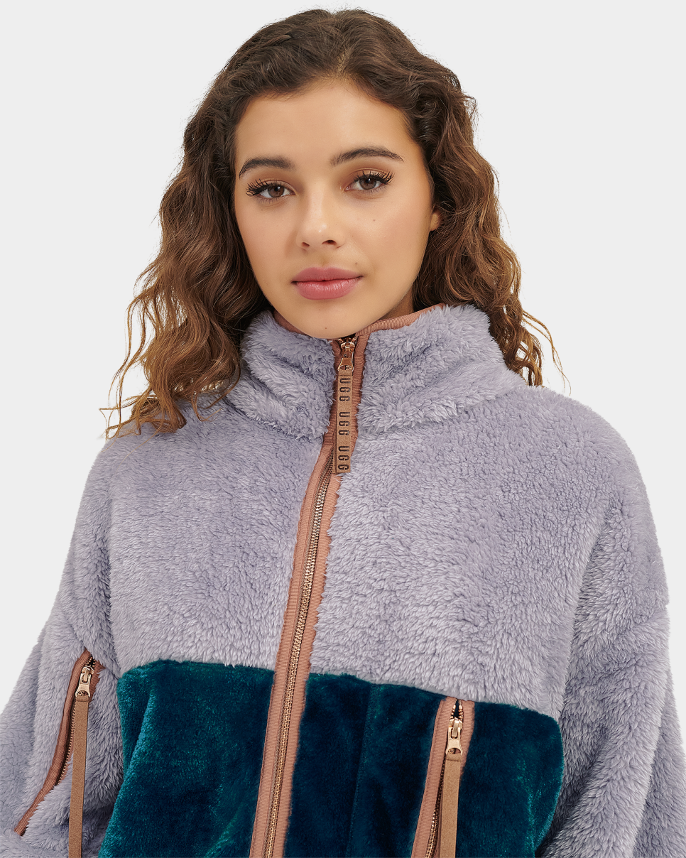 UGG® Bliss Sherpa Throw for Home UGG®
